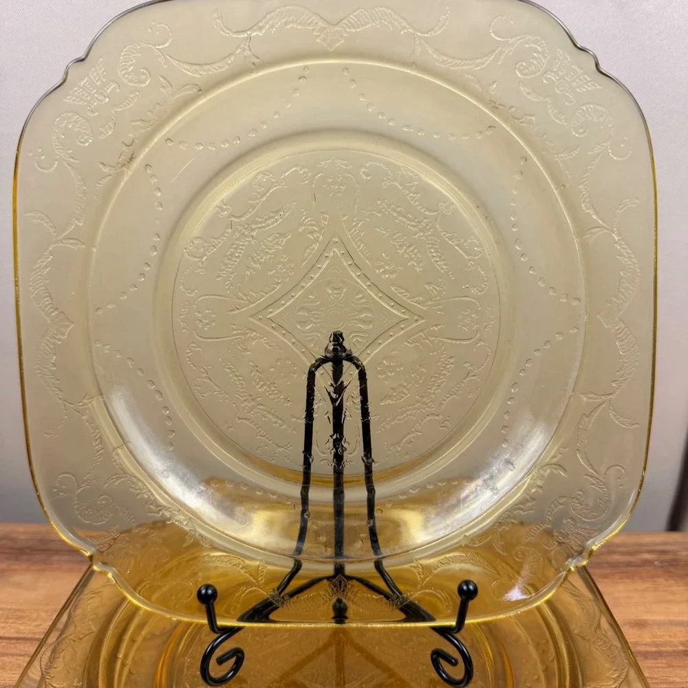 Vintage Federal Glass Yellow Madrid 7.25